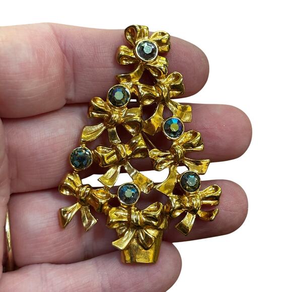 Vintage Avon Christmas tree brooch gold & AB rhinestones festive holiday pin - Picture 5 of 6